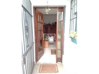https://www.gallito.com.uy/venta-apartamento-un-dormitorio-y-patio-en-a-una-inmuebles-25347503