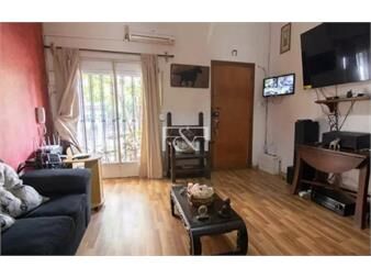 https://www.gallito.com.uy/venta-casa-2-dorm-con-cochera-y-jardãn-en-buceo-inmuebles-26906786