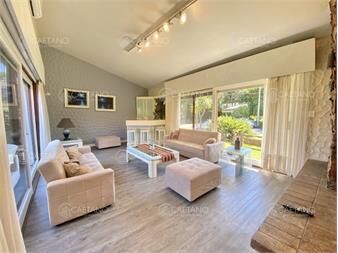 https://www.gallito.com.uy/venta-casa-en-playa-mansa-punta-del-este-4-mãs-inmuebles-23389160