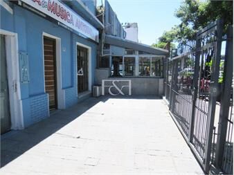 https://www.gallito.com.uy/venta-casa-tres-dormitorios-brazo-oriental-inmuebles-27569853