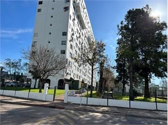 https://www.gallito.com.uy/venta-apto-2-dormtorios-malvin-alto-opcion-cochera-doble-inmuebles-25695693
