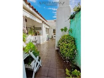https://www.gallito.com.uy/casa-en-venta-4-dormitorios-3-baã±os-fondo-av-inmuebles-25108812