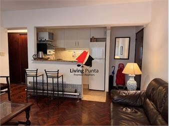 https://www.gallito.com.uy/apartamento-en-peninsula-a-cuadra-y-media-playa-inmuebles-27569374