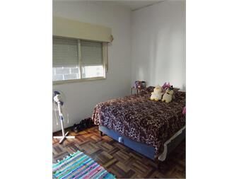 https://www.gallito.com.uy/vendo-amplio-apartamento-2-dormitorios-con-renta-en-excele-inmuebles-27569339