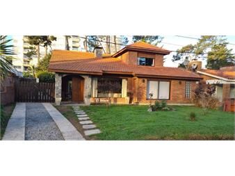 https://www.gallito.com.uy/casa-punta-del-este-cantegril-4-dormitorios-inmuebles-23233505