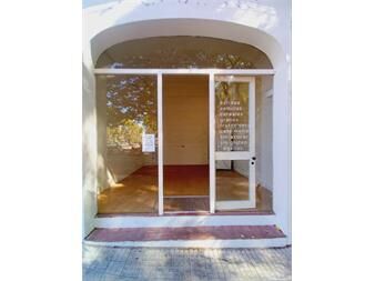 https://www.gallito.com.uy/se-alquila-local-comercial-en-el-centro-de-colonia-inmuebles-27573070