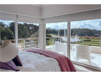https://www.gallito.com.uy/venta-apartamento-esquinero-veramansa-2-dorm-inmuebles-27453815