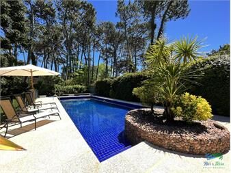 https://www.gallito.com.uy/excelente-residencia-en-venta-lugano-punta-del-inmuebles-27454194