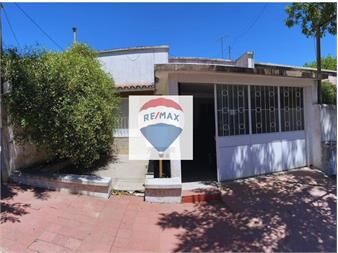https://www.gallito.com.uy/casa-de-3-dormitorios-monoambiente-en-carmelo-inmuebles-27573377