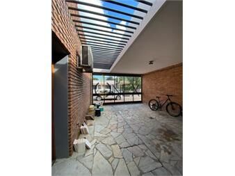 https://www.gallito.com.uy/gran-propiedad-en-venta-zona-plaza-acuã±a-inmuebles-27306999