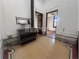 https://www.gallito.com.uy/alquiler-casa-3-4-dormitorios-azotea-la-comercial-inmuebles-27575841
