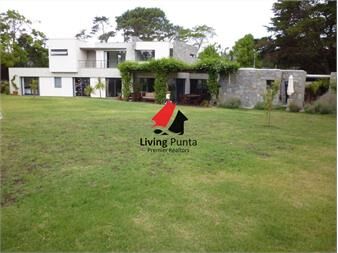 https://www.gallito.com.uy/hermosa-casa-de-4-dormitorios-en-agradable-inmuebles-27575963