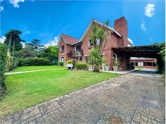 https://www.gallito.com.uy/casa-venta-5-dormitorios-punta-del-este-jardines-inmuebles-27373947