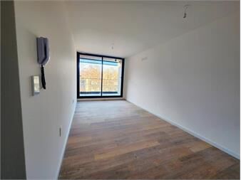https://www.gallito.com.uy/venta-apartamento-2-dormitorios-con-terraza-barrio-sur-inmuebles-26172690