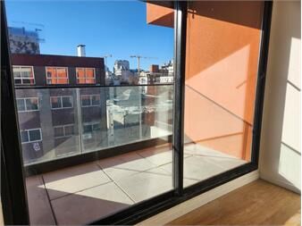 https://www.gallito.com.uy/apartamento-en-venta-2-dormitorios-con-terraza-barrio-sur-inmuebles-27576015