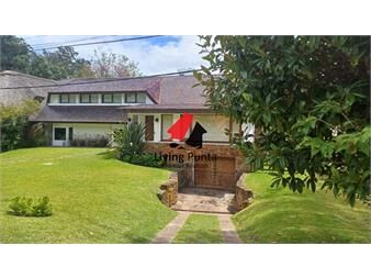 https://www.gallito.com.uy/vende-gran-casa-para-vivir-todo-el-aã±o-de-3-en-inmuebles-27576127
