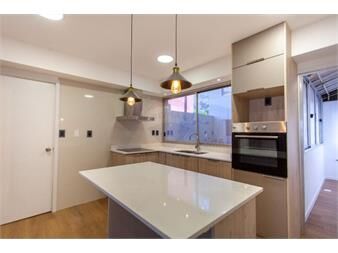 https://www.gallito.com.uy/alquiler-apartamento-pocitos-3-dormitorios-garaje-inmuebles-27576236