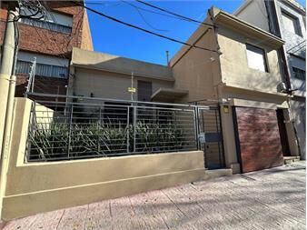 https://www.gallito.com.uy/venta-casa-3-dormitorios-garage-parrillero-a-estrenar-inmuebles-27576247
