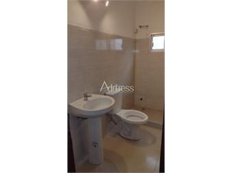 https://www.gallito.com.uy/casa-en-alquiler-en-el-centro-de-maldonado-dos-inmuebles-27576398