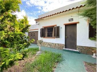 https://web5.gallito.com.uy/venta-casa-sayago-3-dormitorios-garage-bbca-galpon-inmuebles-27003769