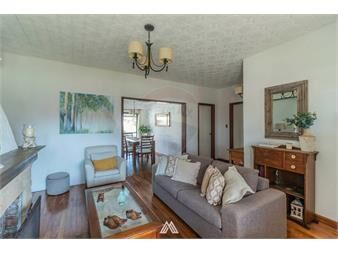 https://www.gallito.com.uy/venta-hermosa-casa-en-colon-2-dorm-taller-inmuebles-27576420