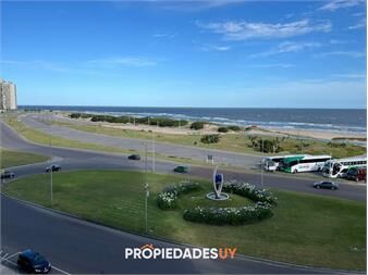 https://www.gallito.com.uy/alquila-apartamento-con-vista-al-mar-de-3-dormitorios-en-br-inmuebles-26528103