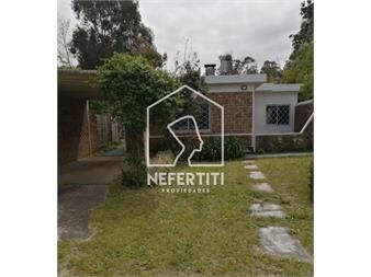 https://www.gallito.com.uy/venta-casa-2-dormitorios-en-santa-lucia-del-este-inmuebles-27576120