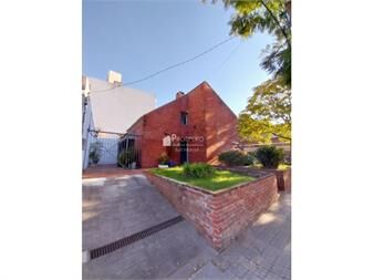 https://www.gallito.com.uy/va2134p-venta-casa-4-dorm-parque-batlle-cochera-patio-inmuebles-27576594