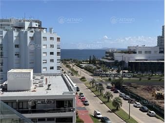 https://www.gallito.com.uy/alquiler-av-chiverta-vista-al-mar-inmuebles-27112947
