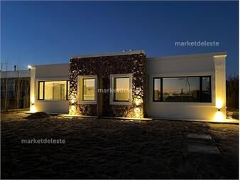 https://www.gallito.com.uy/casa-a-50m-del-mar-inmuebles-27581356