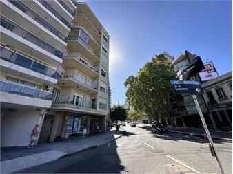 https://www.gallito.com.uy/venta-apartamento-3-dormitorios-y-servicio-garage-parque-r-inmuebles-27343186