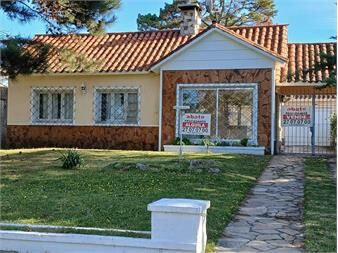 https://www.gallito.com.uy/venta-de-casa-en-parque-del-plata-sur-inmuebles-27581614