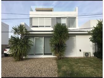 https://www.gallito.com.uy/casa-manantiales-en-alquiler-temporal-3-cuartos-con-piscina-inmuebles-27581634