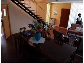 https://www.gallito.com.uy/casa-en-la-blanqueada-2-casas-2-aptos-ideal-inversor-inmuebles-24638766