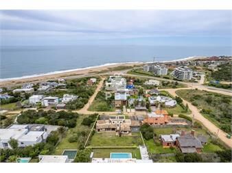 https://www.gallito.com.uy/descubre-el-chorro-manantiales-ref-inmuebles-26168603