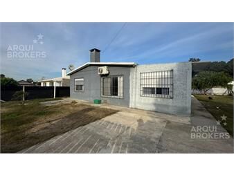 https://www.gallito.com.uy/casa-de-tres-dormitorios-en-alquiler-en-la-floresta-inmuebles-27489808