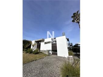 https://www.gallito.com.uy/casa-en-venta-estilo-minimalista-a-300-mts-del-el-inmuebles-25037080