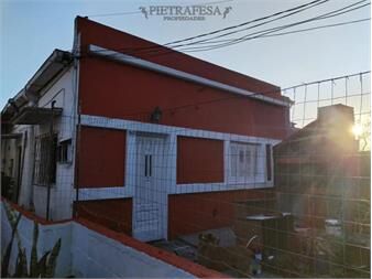 https://www.gallito.com.uy/casa-en-venta-ideal-inversiã³n-2-inmuebles-27581807