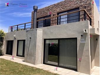 https://www.gallito.com.uy/alquiler-temporal-casa-en-peninsula-inmuebles-27092234