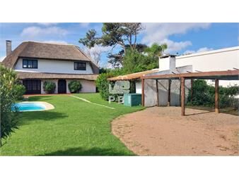 https://www.gallito.com.uy/alquiler-temporario-de-casa-3-dormitorios-en-tio-tom-punta-inmuebles-27581901