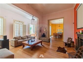 https://www.gallito.com.uy/venta-casa-de-estilo-sobre-av-buschental-prado-inmuebles-26923164