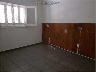 https://www.gallito.com.uy/casa-en-venta-con-renta-3-dormitorios-1-baã±o-inmuebles-19071481
