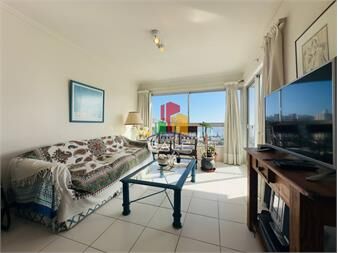 https://www.gallito.com.uy/apto-en-venta-de-2-dormitorios-2-baños-punta-inmuebles-25559748