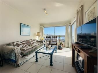 https://www.gallito.com.uy/apto-en-venta-de-2-dormitorios-2-baños-punta-inmuebles-25570772