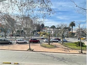 https://www.gallito.com.uy/parodi-alquiler-casa-para-empresa-parque-rodo-inmuebles-27581372