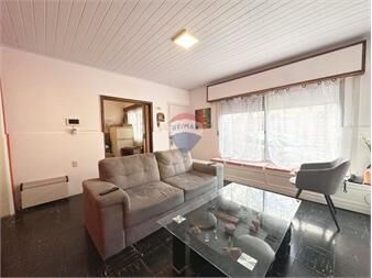 https://web5.gallito.com.uy/venta-casa-2-dormitorios-la-blanqueada-inmuebles-26319833