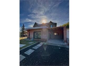https://www.gallito.com.uy/venta-casa-estrenar-solymar-3dormitorios-3baños-inmuebles-27582157
