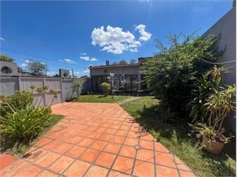 https://www.gallito.com.uy/casa-en-venta-san-carlos-inmuebles-27586332