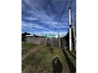 https://www.gallito.com.uy/casa-en-venta-en-el-pinar-financiada-732-m2-inmuebles-27586397