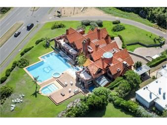 https://www.gallito.com.uy/venta-mansiã³n-frente-al-mar-en-punta-del-este-inmuebles-26129810